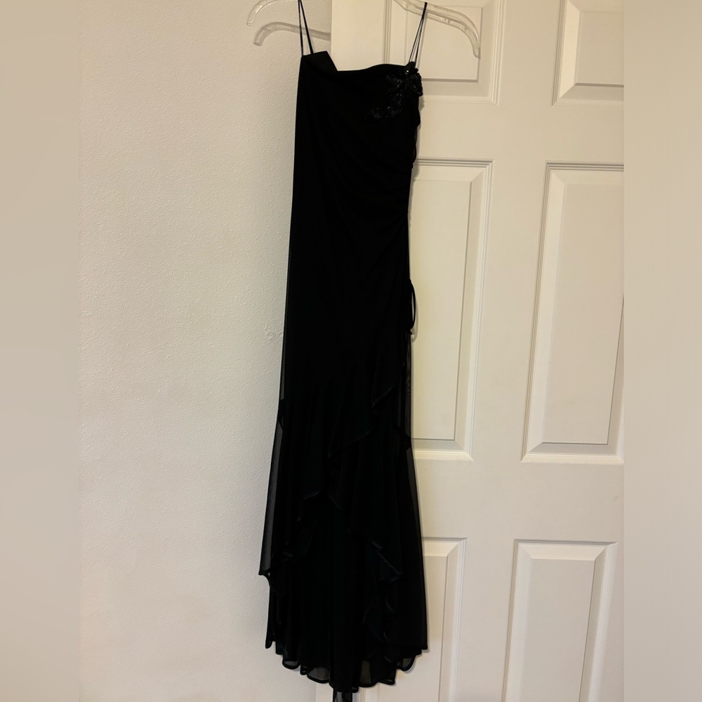 Black long strapless dress